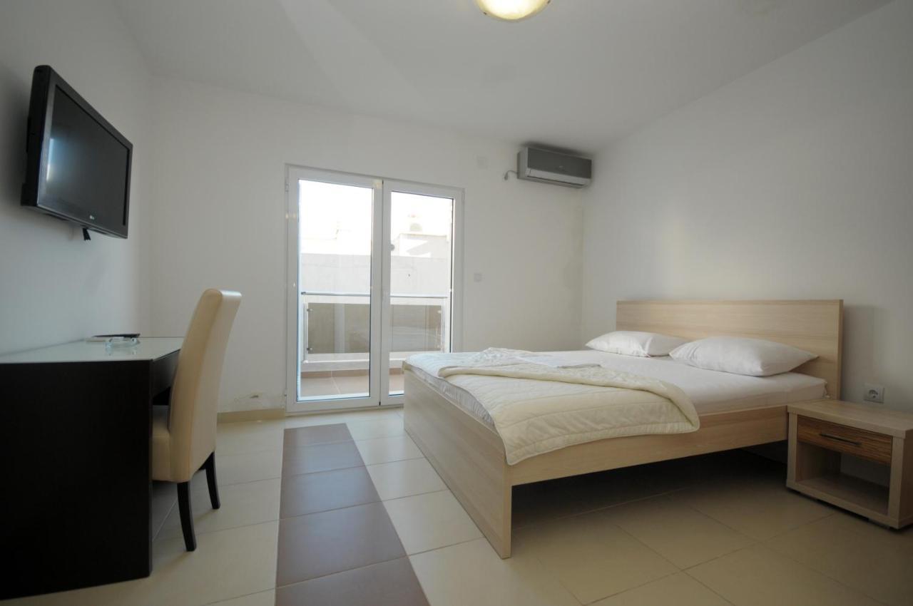 Apartments Anita Budva Bilik gambar