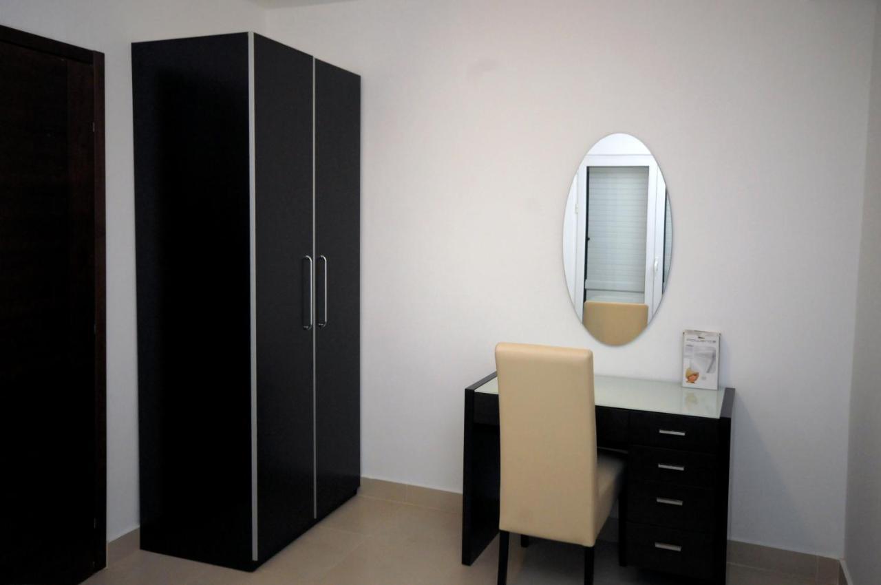Apartments Anita Budva Luaran gambar